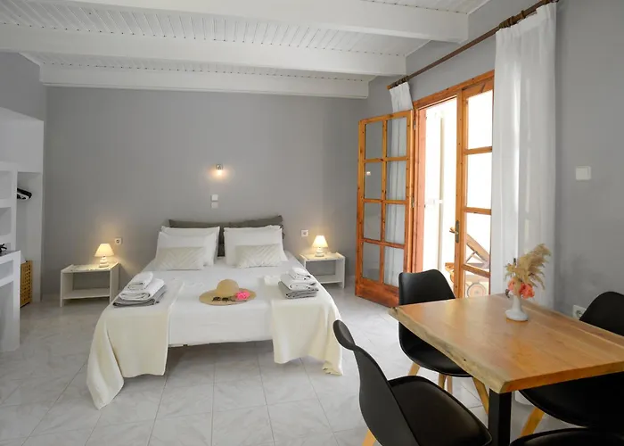 Albouro Seafront Apartments