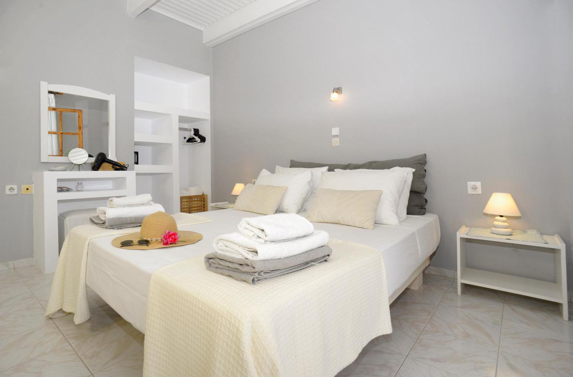 Albouro Seafront Hotel