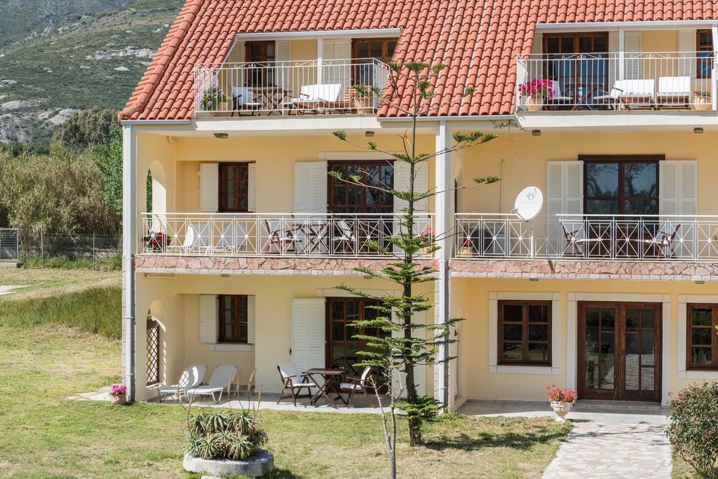 Hotel Albouro Seafront